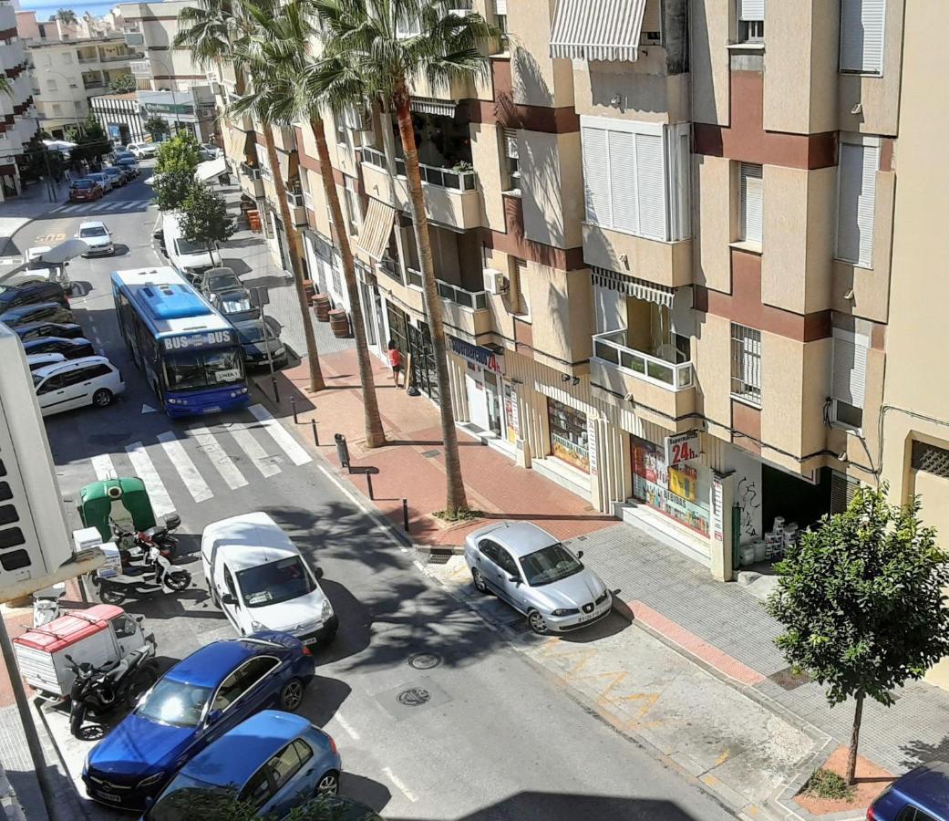 Apartamento Centro De 内尔哈 外观 照片