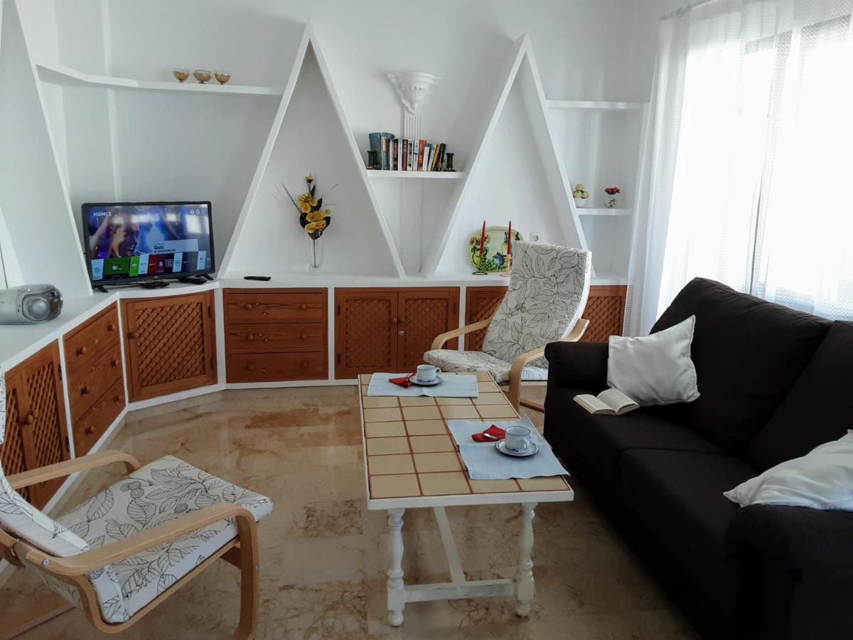 Apartamento Centro De 内尔哈 外观 照片